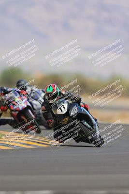 media/Sep-11-2022-SoCal Trackdays (Sun) [[81b7e951af]]/Turn 14 (1130am)/